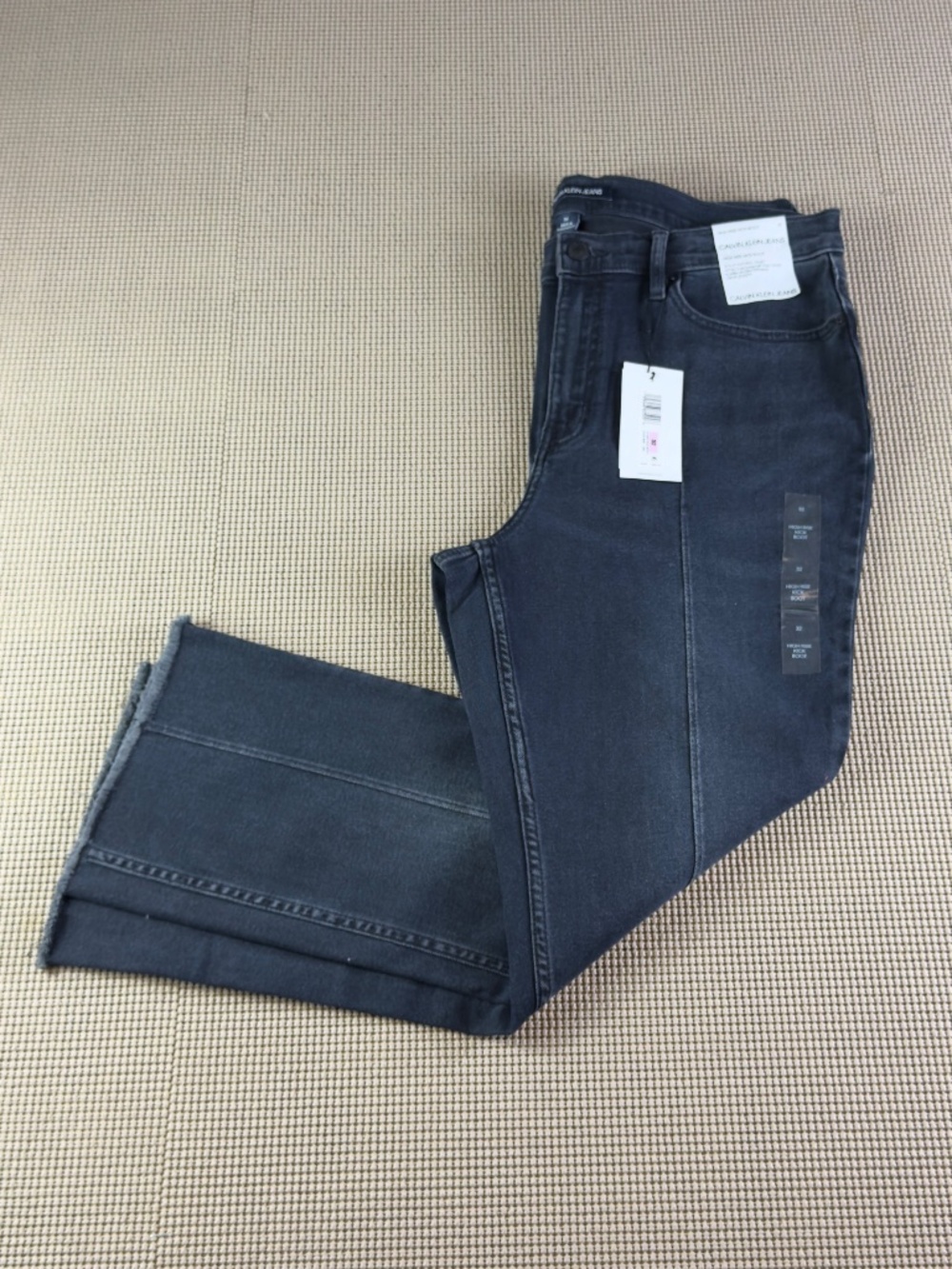 CALVIN KLEIN high rise kick boot crop length flare fitted Size 32